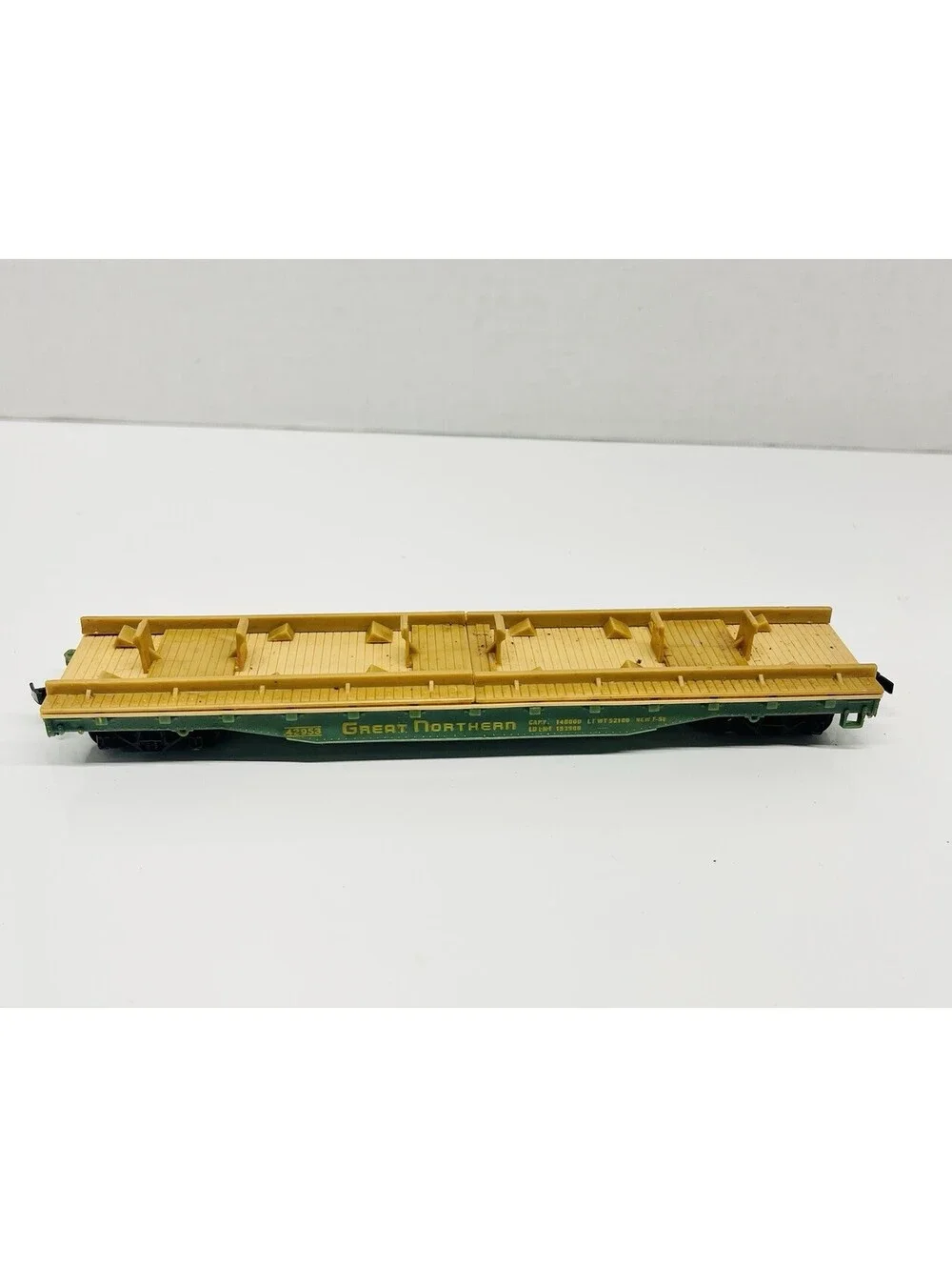 Lot Of 6 Used HO Scale Flat Cars Union Pacific, Southern Pacific, Unbranded ￼